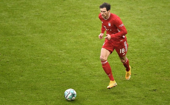  拜仁宣布与格雷茨卡续约至2026年夏天  