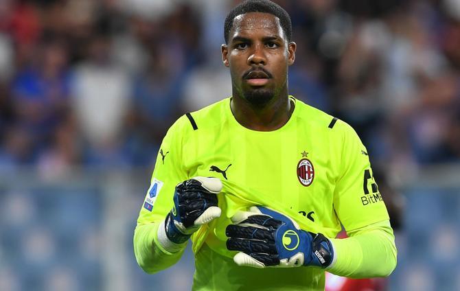  门将位置年轻化趋势,迈尼昂领衔新生代守护神  